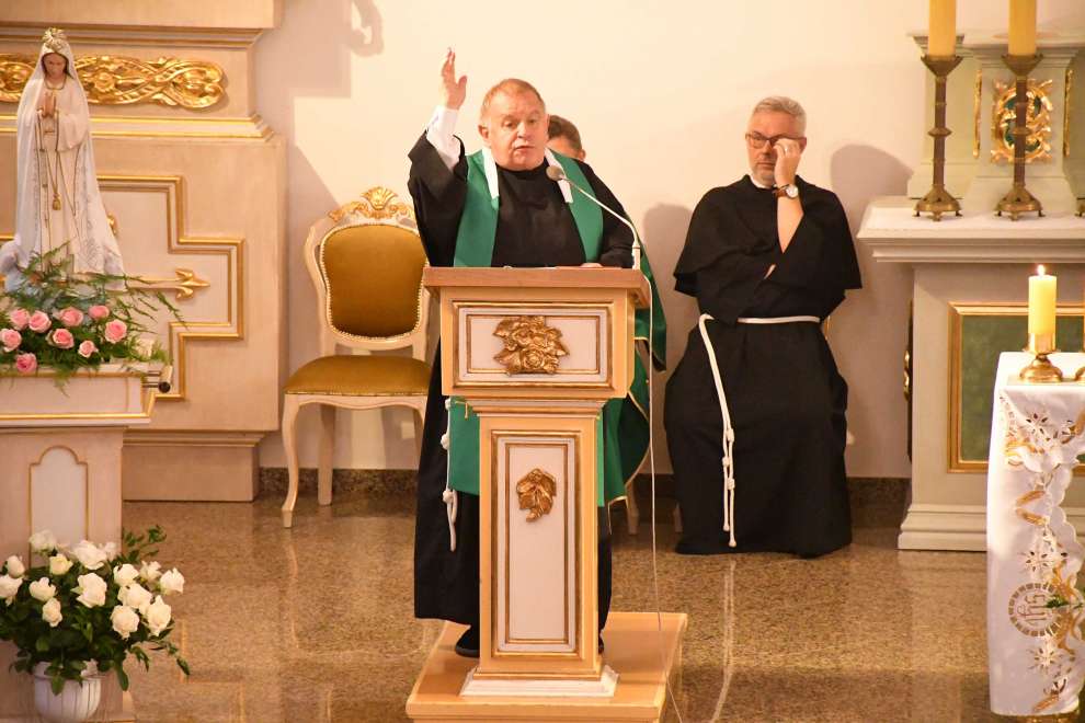 1 Pierwszy dzień misji