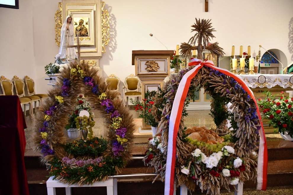 103 Wieńce dożynkowe